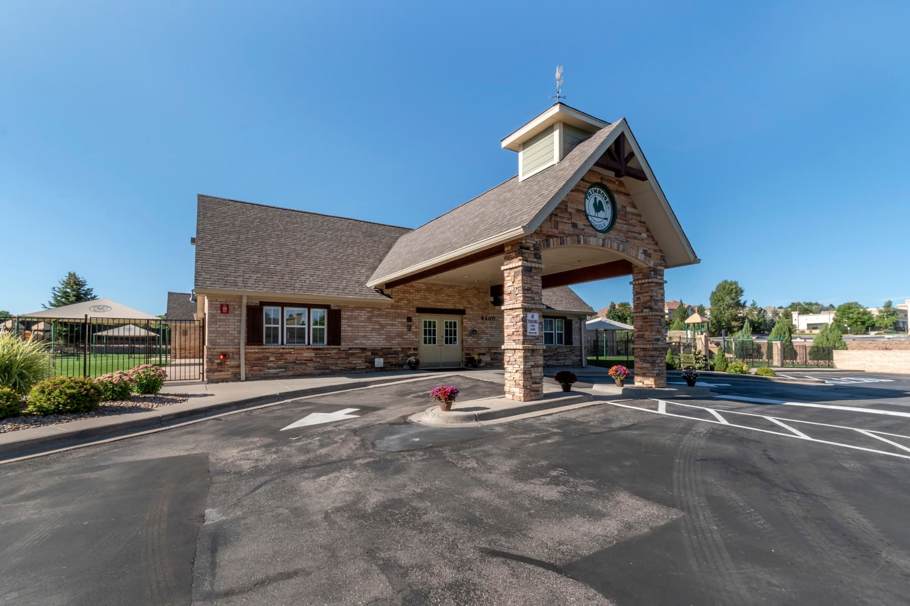 primrose lone tree exterior